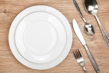 Empty plate and silverware set