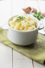 Mashed potatoes in bowl