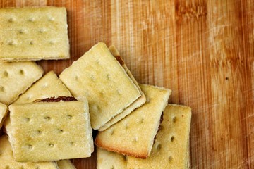 sandwich biscuits