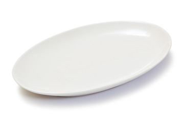 empty oval white plate - 59110238