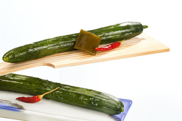 きゅうりの漬物．浅漬物