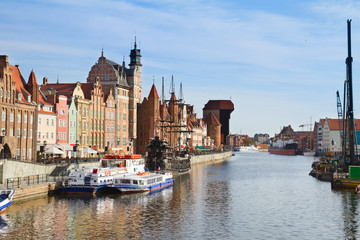 Fototapeta na wymiar Motława nasyp, Gdańsk