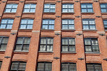 Façade ancienne en brique