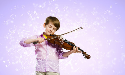 Boy violinist