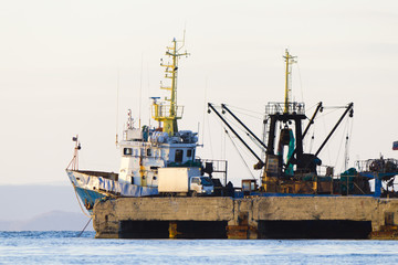 Fototapeta premium The ship at the mooring