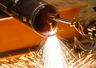 Metal cutting with acetylene torch
