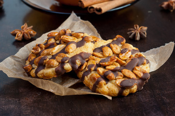 cinnamone and biscuit