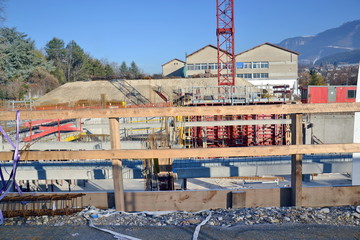Fototapeta na wymiar site-budynek w budowie