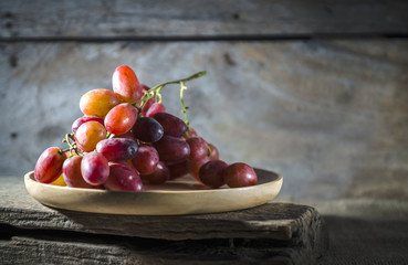 Grapes in wooden plates