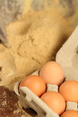 Fototapeta na wymiar uova e farina