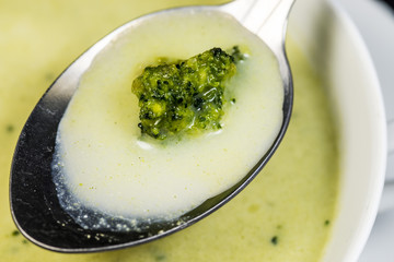 Broccoli-Creme-Suppe