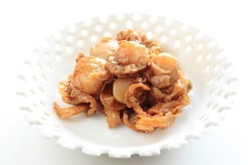 japanese food, simmered scallop on white bowl