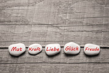 Grußkarte zum Geburtstag oder zur Genesung mit Holz rustikal