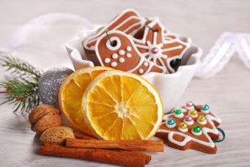 christmas gingerbread cookies in a bowl