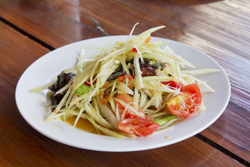 green papaya salad thai food