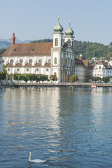 Fototapeta na wymiar Lucerna, Stare Miasto, Kościół Jezuitów, Reuss, Szwajcaria