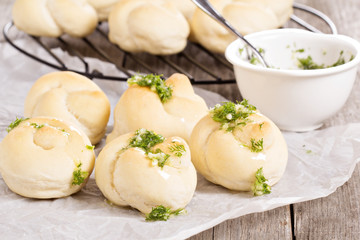 Dinner rolls with parmesan and garlic