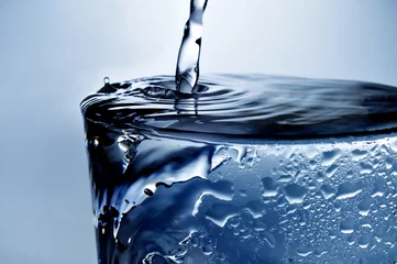  glas water © nito