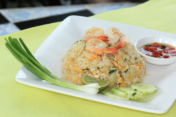 stir fried rice with shrimp