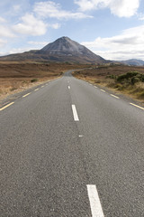 road to the Errigal mountains Ireland