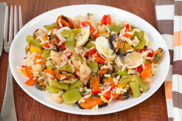 rice with seafood and vegetables