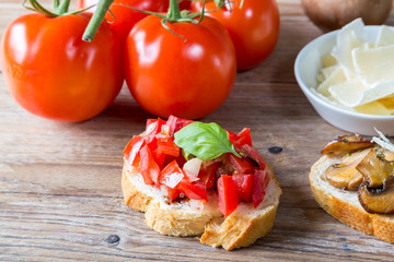 Bruschetta mit Bohnen und Rucola, Pilze, Ziegenkäse