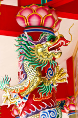 Fototapeta premium dragon statue 