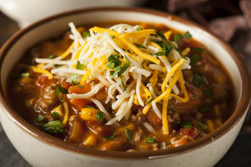 Obraz premium Południowo-zachodnia zupa Santa Fe