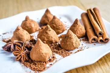 Obraz na płótnie Canvas Chocolate truffles