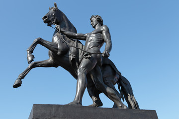 Fototapeta na wymiar Poskramiacz koni, Sankt-Petersburg, Rosja