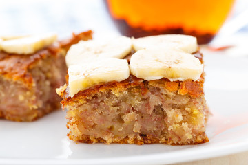 Cake with fresh banana