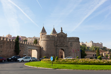  Puerta de Bisagra, main entrance onto territory of Toledo