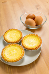 Egg tart and egg