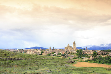 Fototapeta na wymiar Beautiful panorama of Segovia, Spain