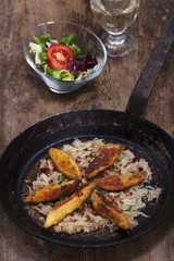 handgefertigte Schupfnudel in einer Pfanne