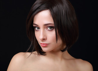 Naklejka premium Beautiful sexy woman with green eyes and short hair looking
