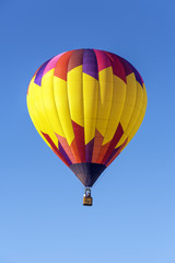 Fototapeta premium Balon na gorące powietrze