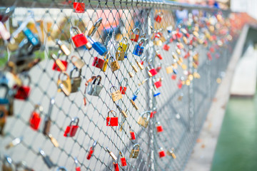 Obraz premium Padlocks on bridge in Salzburg, Austria