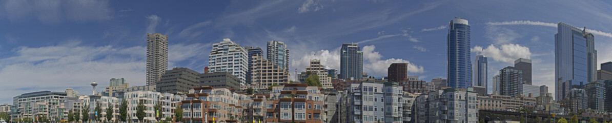Fototapeta na wymiar Seattle Skyline Panoramic From The Waterfront