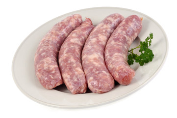 Assiette de saucisses de porc crues