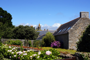 Fototapeta na wymiar dom w dzielnicy St Columban Carnac