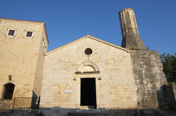 Fototapeta na wymiar Church-Mosque In The Ulcinj Old Town