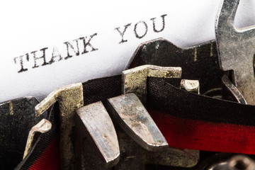 Typewriter with text thank you - 59395412