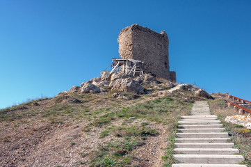 развалины древней крепости в Балаклаве