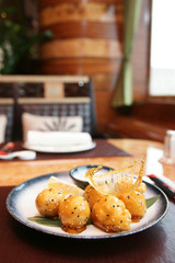 Caramelized fruits, chinese dessert