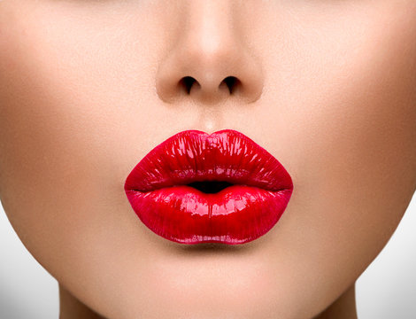 Sexy Lips. Beautiful Make-up Closeup
