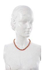 Manikin with brown amber necklace