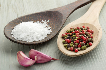 salt, mix of peppercorns and garlic