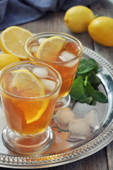 Ice tea with lemon
