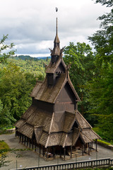 Iglesia vikinga de Fantoft II